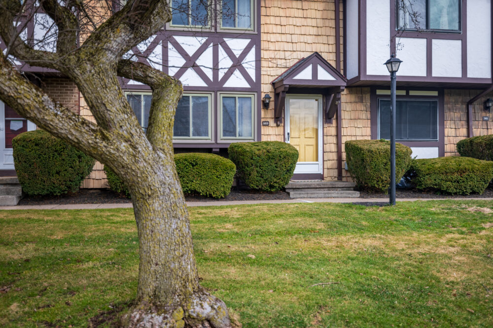 163 new wickham dr, penfield, ny 14526