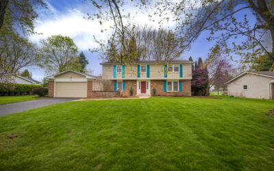 74 Harper Dr, Pittsford, NY 14534