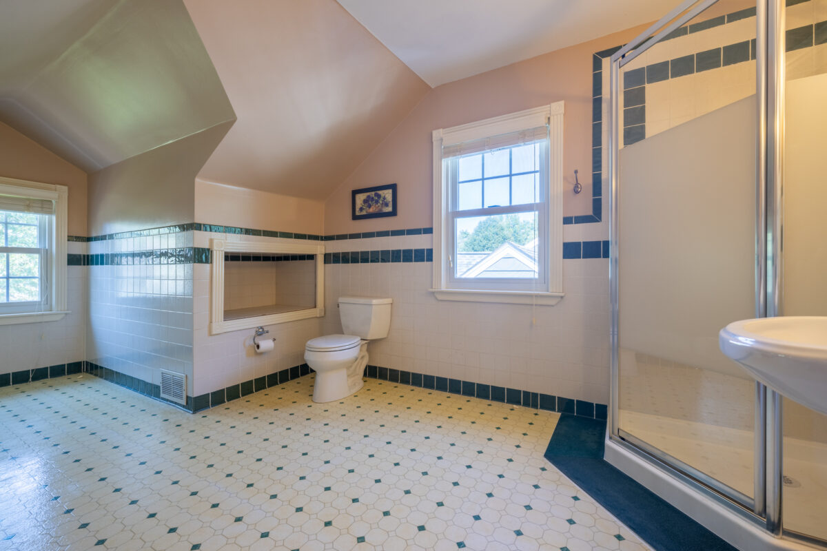 37 Fuller Avenue, Webster, Ny 14580 7 37 fuller ave webster ny 14580 37 e1785970458963